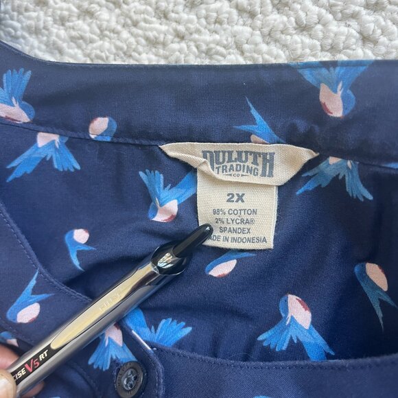 Duluth Trading Blue Bird Print Button-Up Tunic Top 2X - Picture 4 of 5